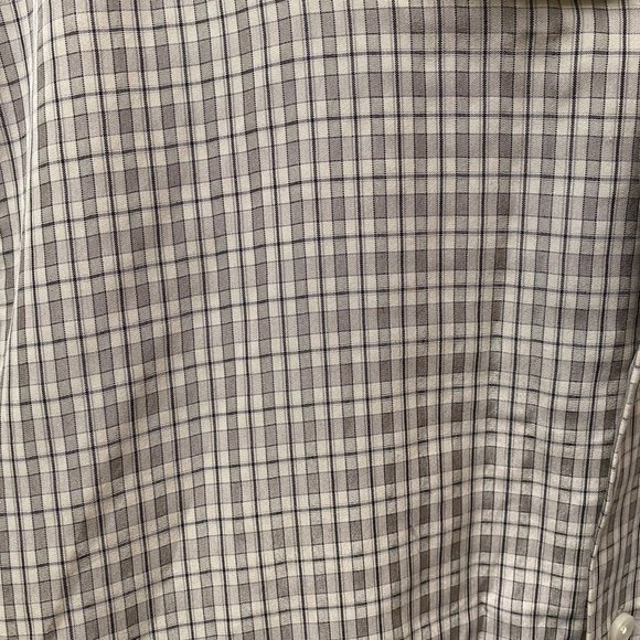Van Heusen Men's Button Down Dress Shirt, Medium, 15-15.5, Pre-owned - Picture 5 of 7